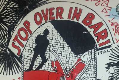 Ragazzi da tutta Europa, notti sotto le stelle e tanta musica: era lo Stop Over, il Woodstock barese